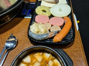 곤지암에서 맛보는 푸짐한 솥뚜껑 삼겹살, 어머니 손맛 그대로 느껴지는 행복한 지역 맛집