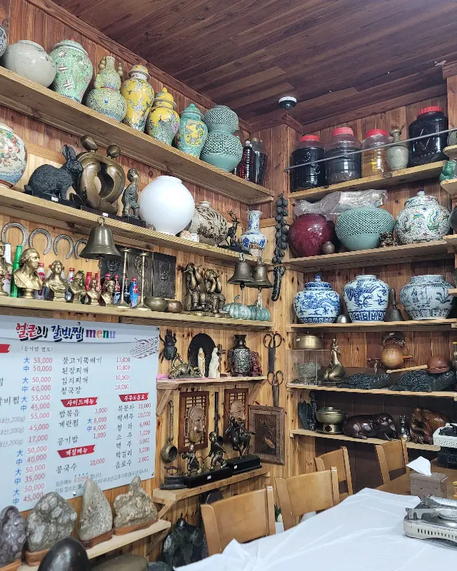 가게 내부 인테리어