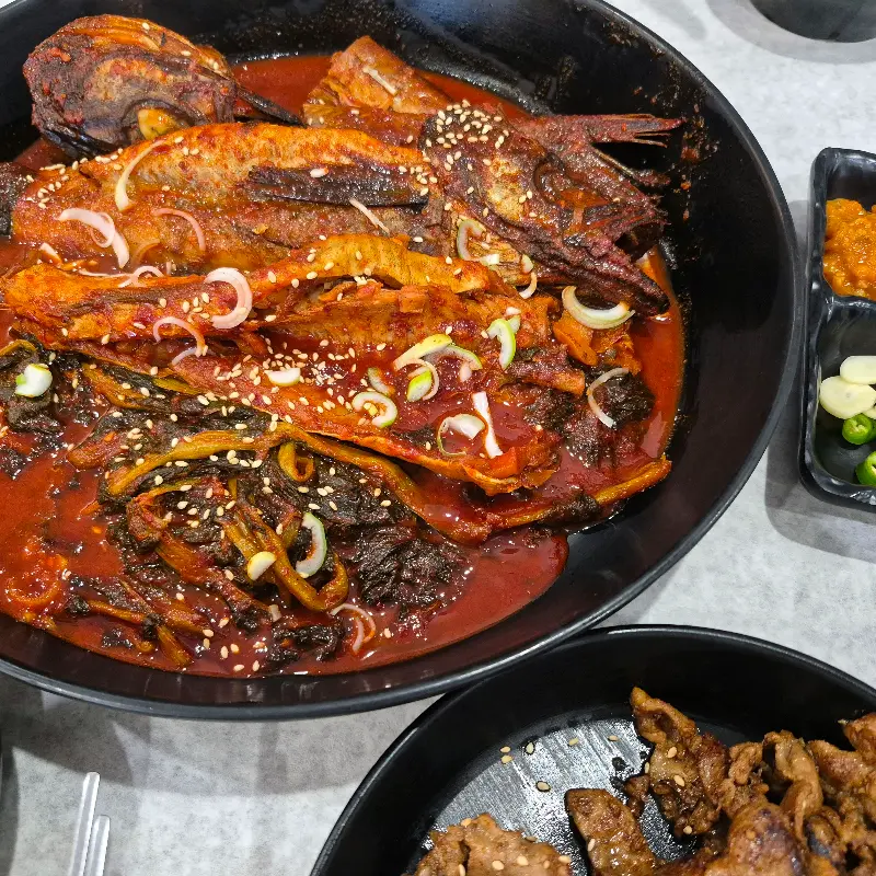 푸짐한 코다리찜 한 상 차림