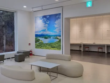 화진포 호수 뷰에 감탄, 고성 셔우드홀 문화공간 속 숨겨진 보석 같은 카페 맛집