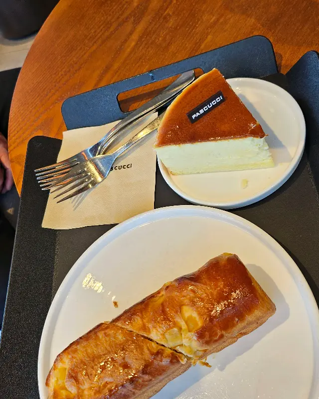 파니니와 치즈케이크