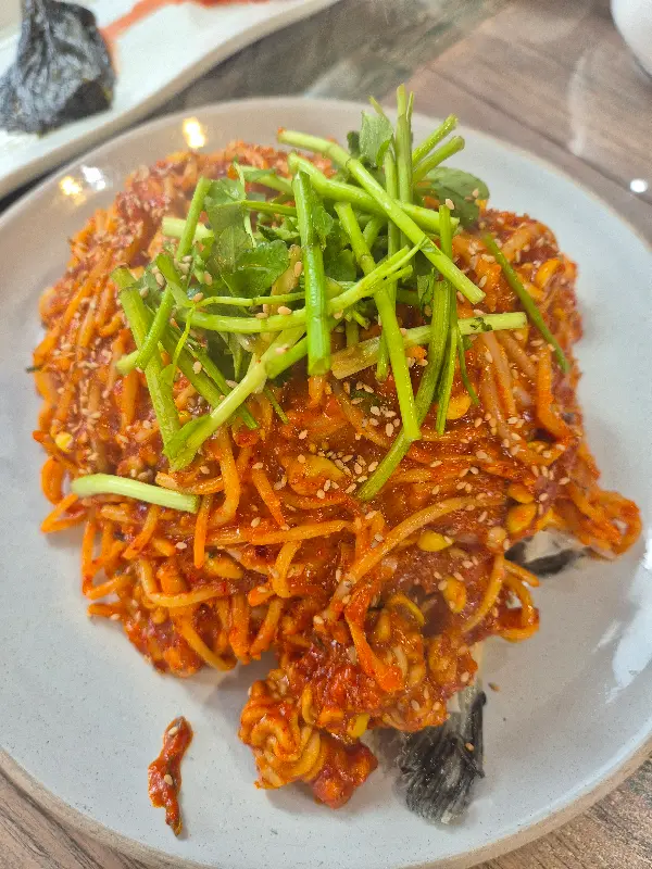 매콤한 양념이 일품인 대구뽈찜