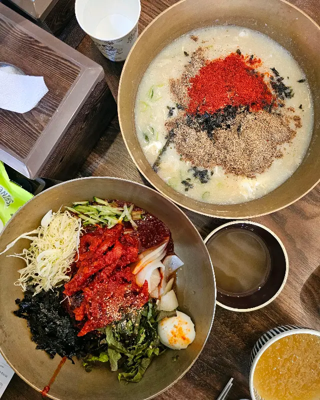 비빔밥과 칼국수