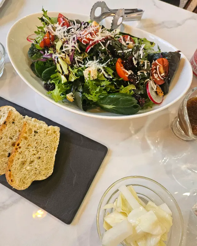 필라델피아 치즈 샐러드