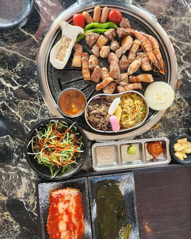 흑돼지 한 상 차림