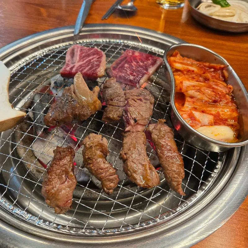 맛있게 구워진 고기