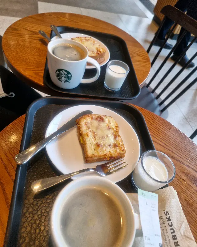 커피와 샌드위치