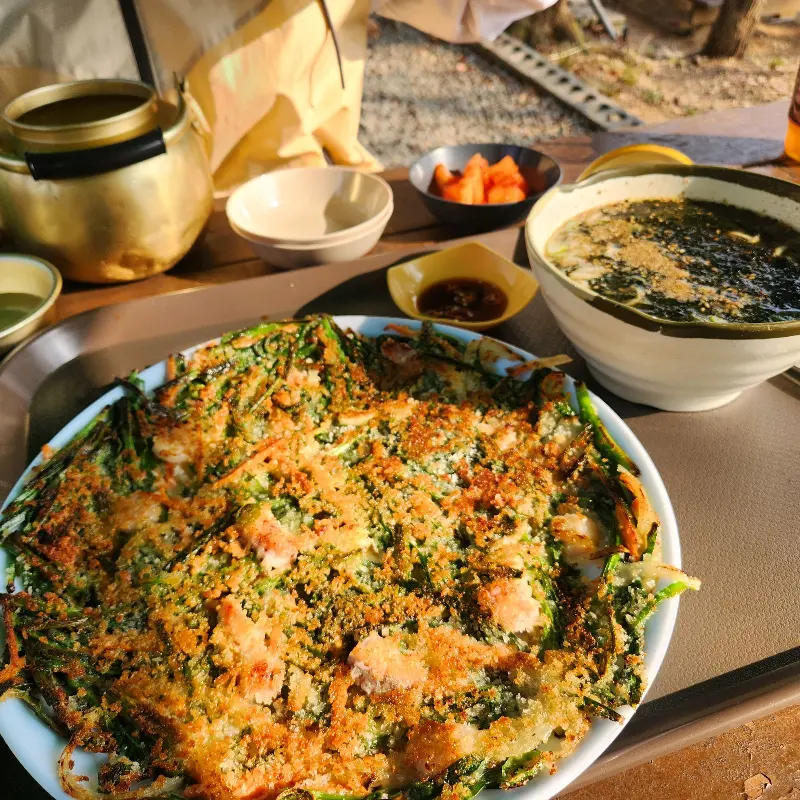 푸짐한 해물파전 한 상