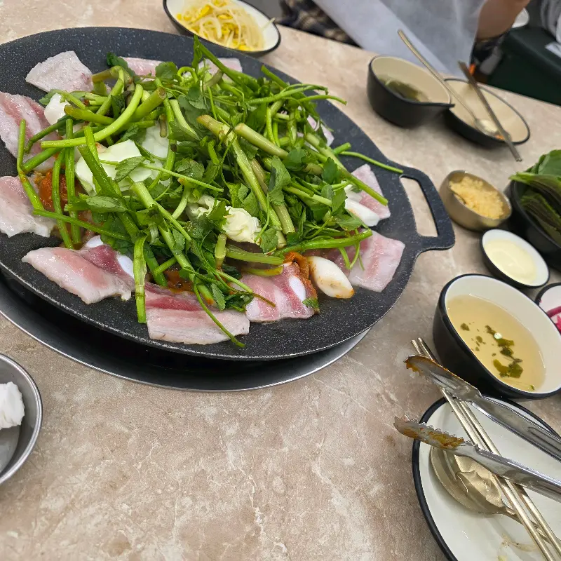 푸짐한 한 상 차림