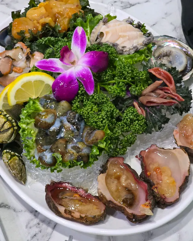 푸짐한 해산물 한 상