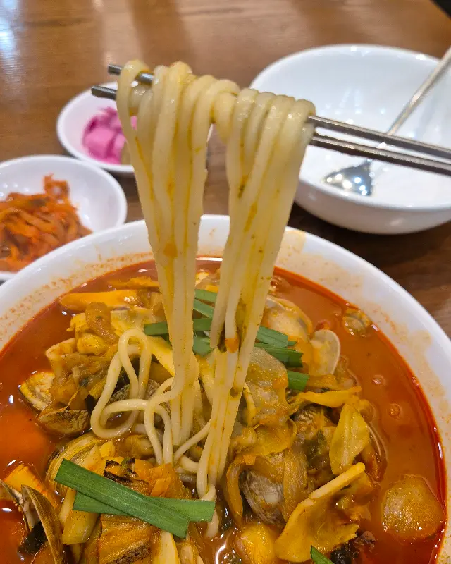 탱글탱글한 면발