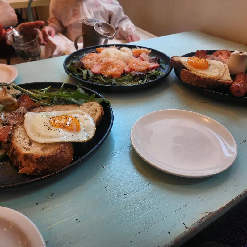 플루어에서 즐기는 브런치