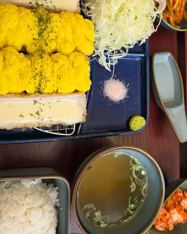 고소한 치즈카츠