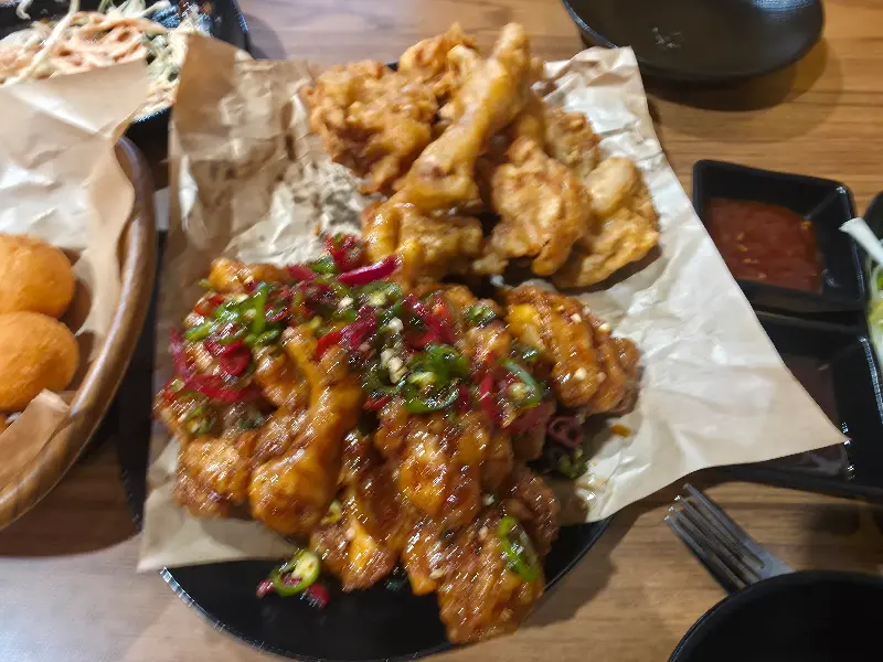 빅광양치킨 깐풍치킨과 후라이드