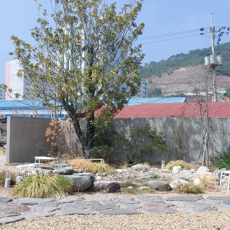 마가진 외부 정원