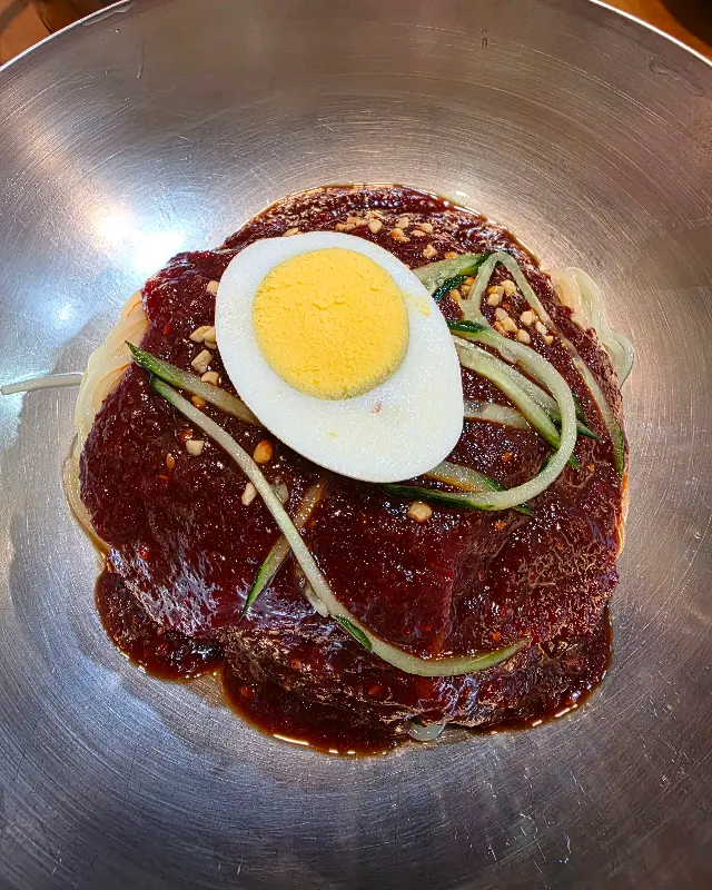 매콤한 비빔밀면