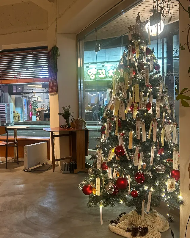 카페 내부 장식