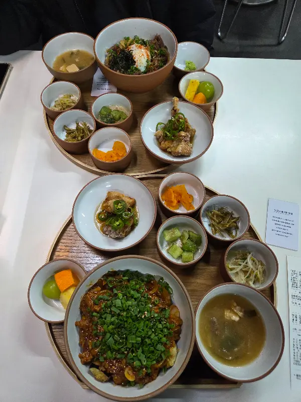 다양한 메뉴를 한 번에