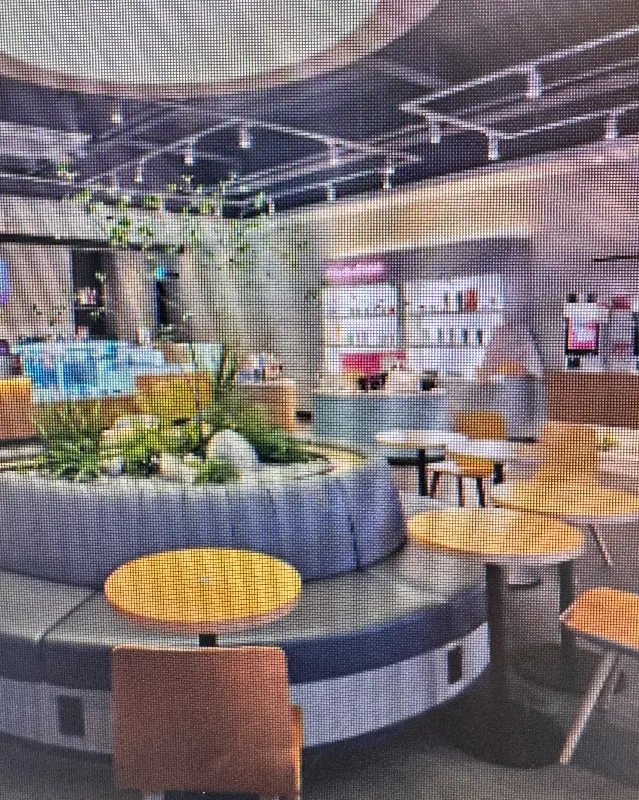 넓고 쾌적한 할리스 내부