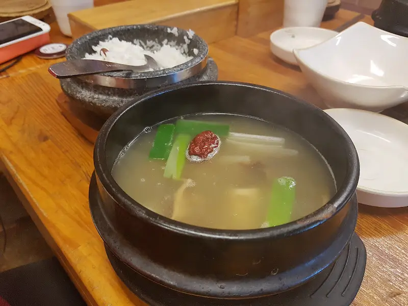 돌솥밥과 선지국