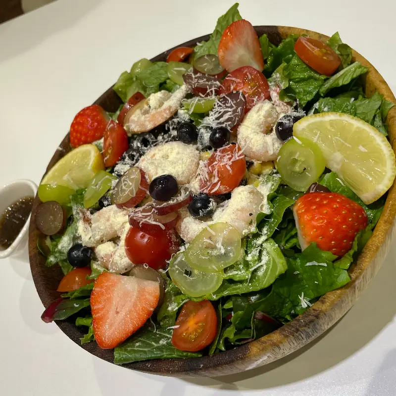 새콤달콤한 샐러드