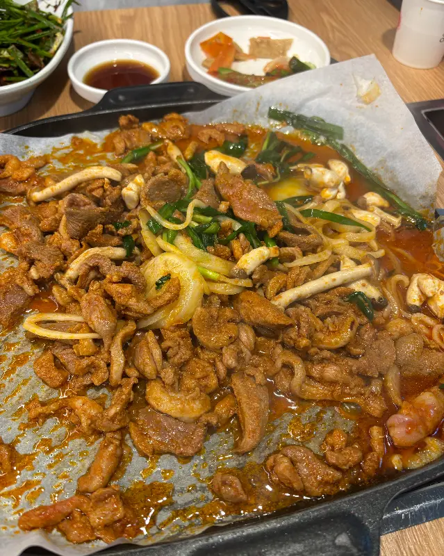 오리 불고기 한상 차림