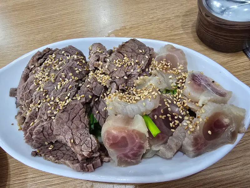 원조나주곰탕 수육