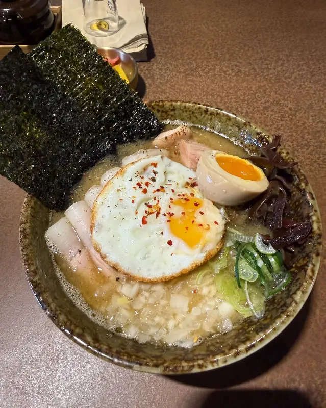 츄카소바텐 라멘의 아름다운 비주얼