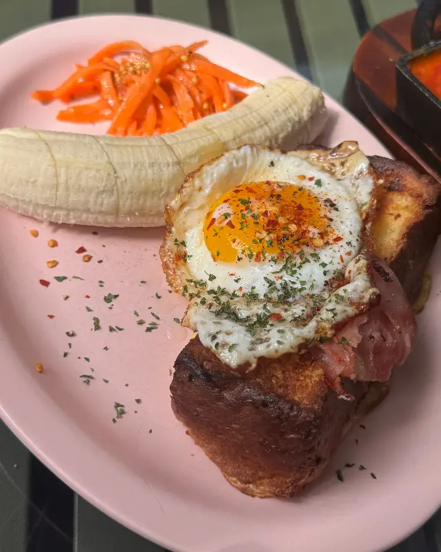 토스트 플레이트