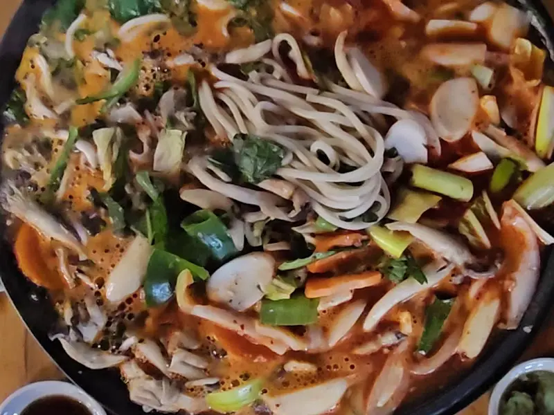 푸짐한 곱창전골 재료