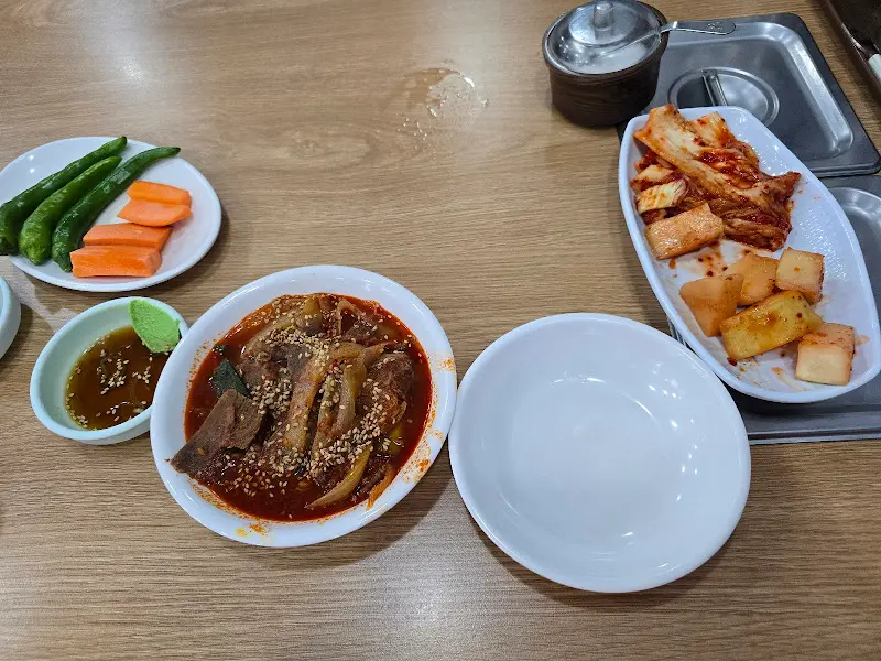 원조나주곰탕 전체 상차림