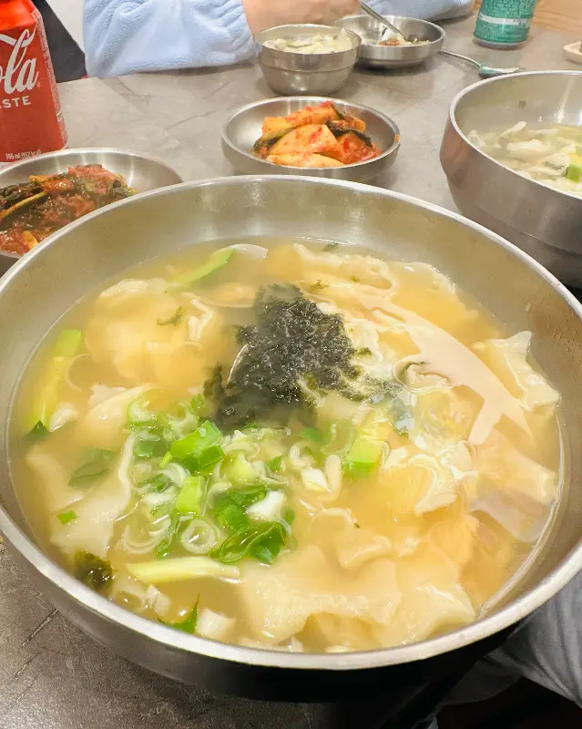 수제비 클로즈업 사진