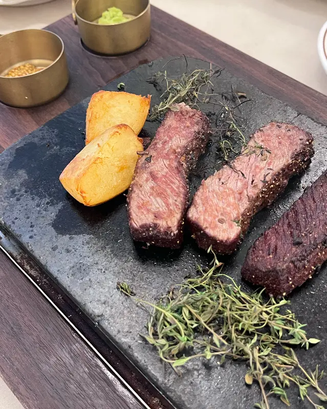 스톤 등심 스테이크