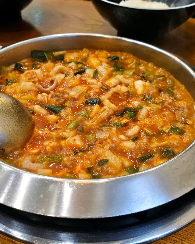 맛있게 끓여진 낙곱새