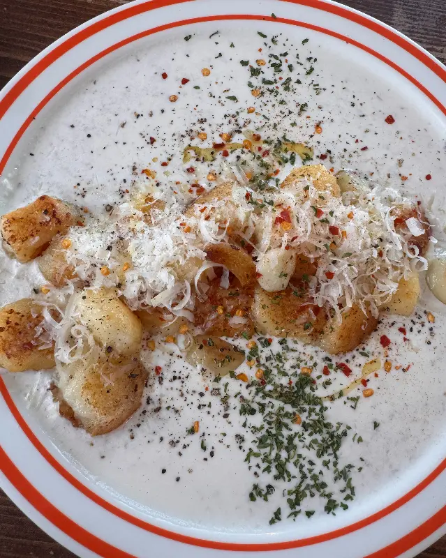 사과 바질 피자