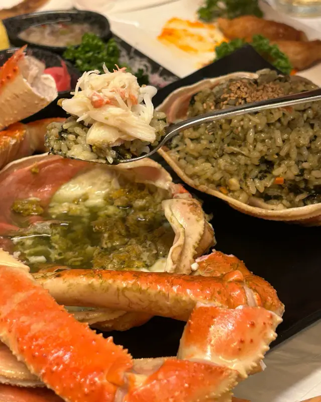 게딱지 볶음밥과 대게살의 만남