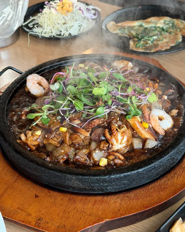 다대포 돌짜장 메뉴