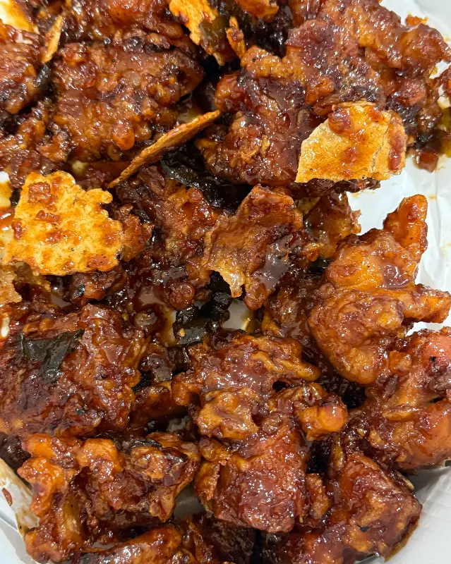 흑마늘 누룽지 닭강정 클로즈업