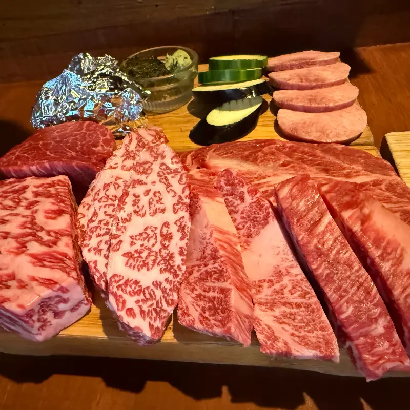 다양한 부위의 한우 모듬