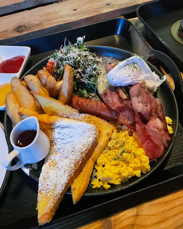 다채로운 브런치 플래터