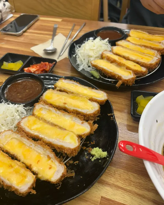 후니도니 치즈 돈까스