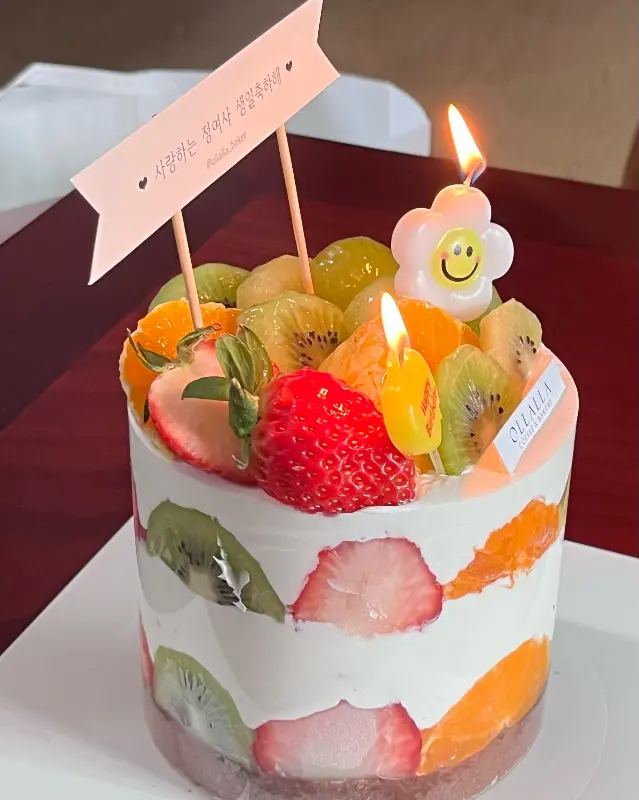울랄라베이커리 과일 케이크