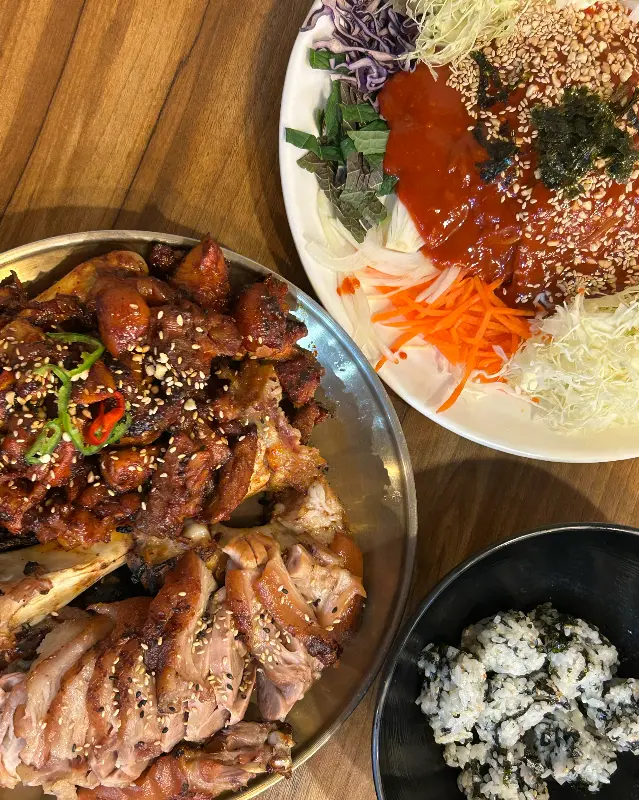 매콤달콤 쟁반 막국수, 족발과 환상의 궁합!