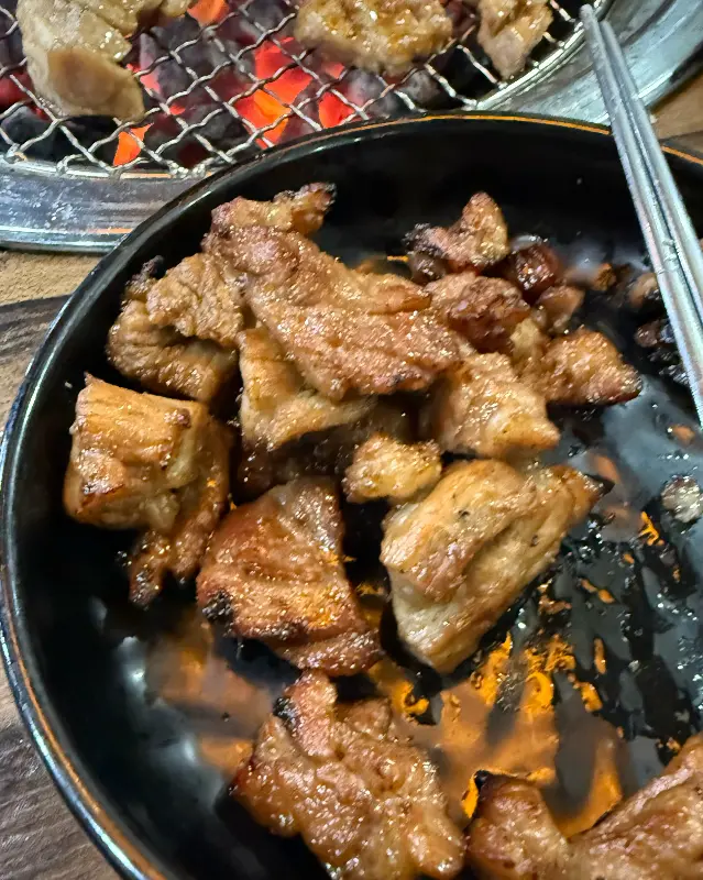 먹음직스러운 돼지갈비