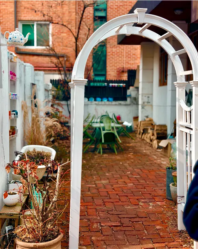 티아레나의 아치형 입구