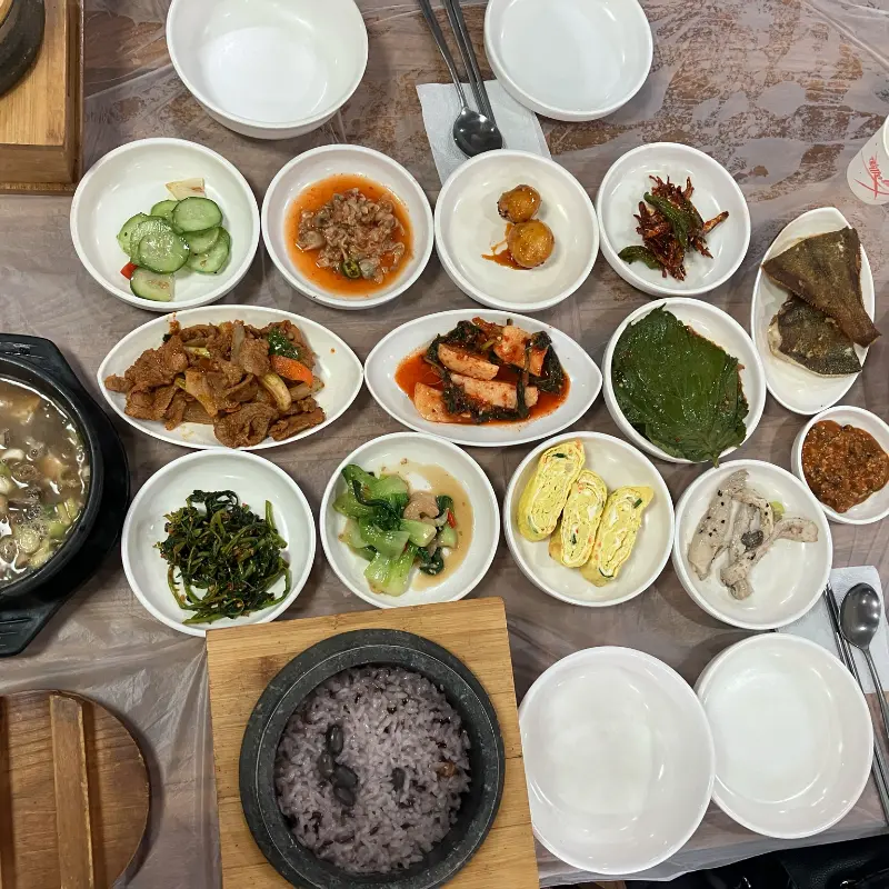 푸짐한 한 상 차림