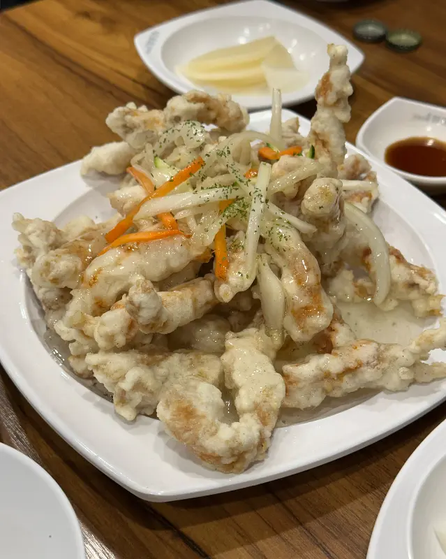 바삭한 튀김옷이 매력적인 탕수육