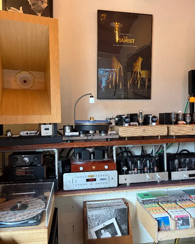 모뉴에트의 음향 시스템