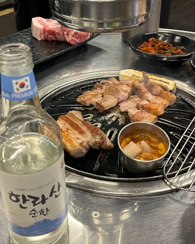 흑돼지와 한라산 소주