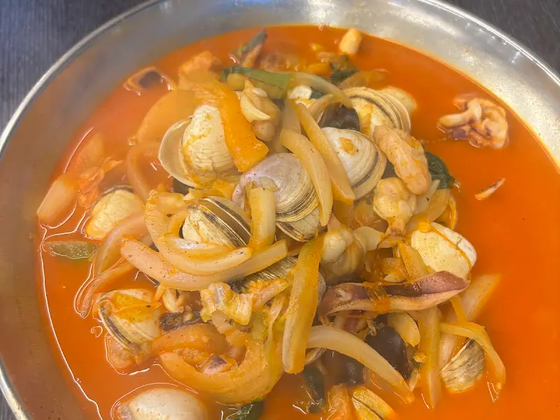 해장에 최고라는 동죽 짬뽕